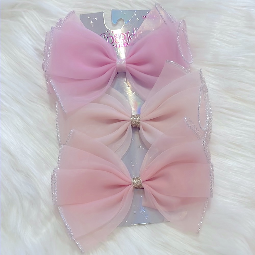 Elegant Pink and Cream Hair Bows